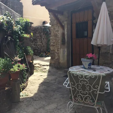Landhaus El Colirrojo - Sitios De Aravalle *